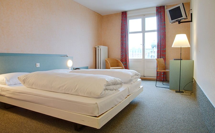 Hotel Am Bahnhof 3*